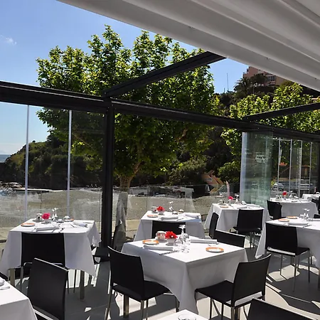 Les Elmes - Hotel, & Privee 4*