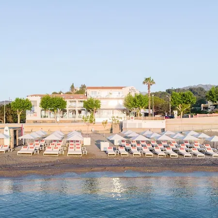 Les Elmes - Hotel, & Privee 4*