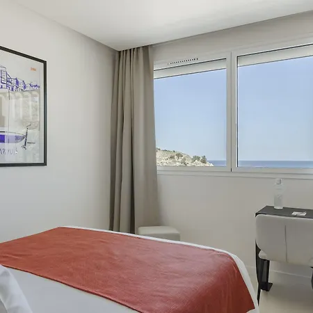 Les Elmes - Hotel, & Privee