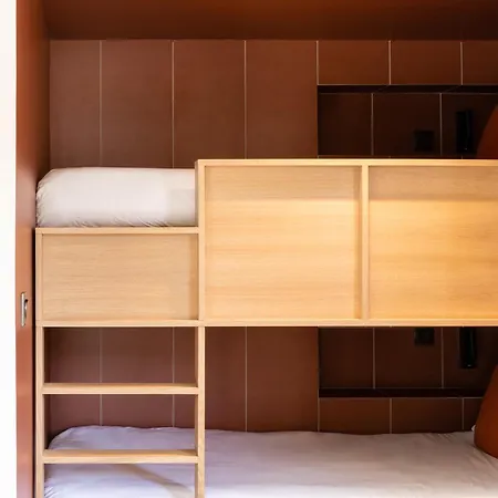 Les Elmes - Hotel, & Privee Отель 4*