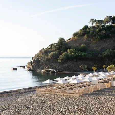 Hotell Les Elmes - Hotel, & Privee 4*