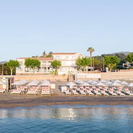 Les Elmes - & Hotell 4*