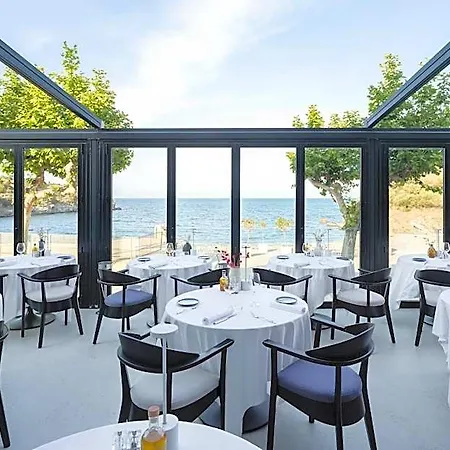 Hotel Les Elmes - & 4*