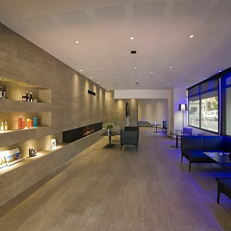Hotell Les Elmes - &